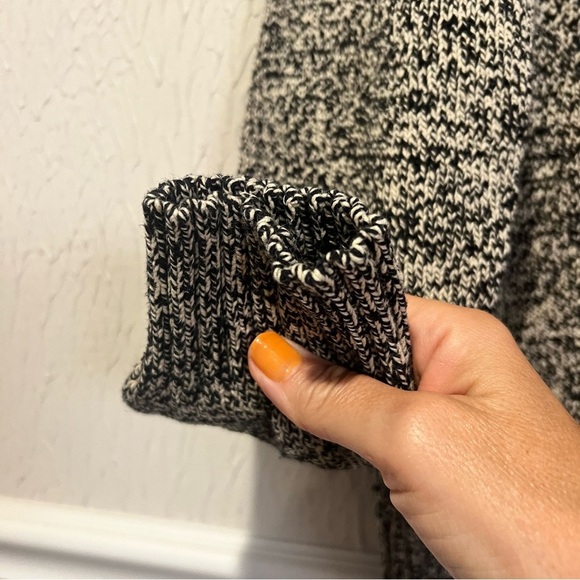 Lauren Ralph Lauren Cowl Neck marbled Black Sweater size large - Picture 4 of 7